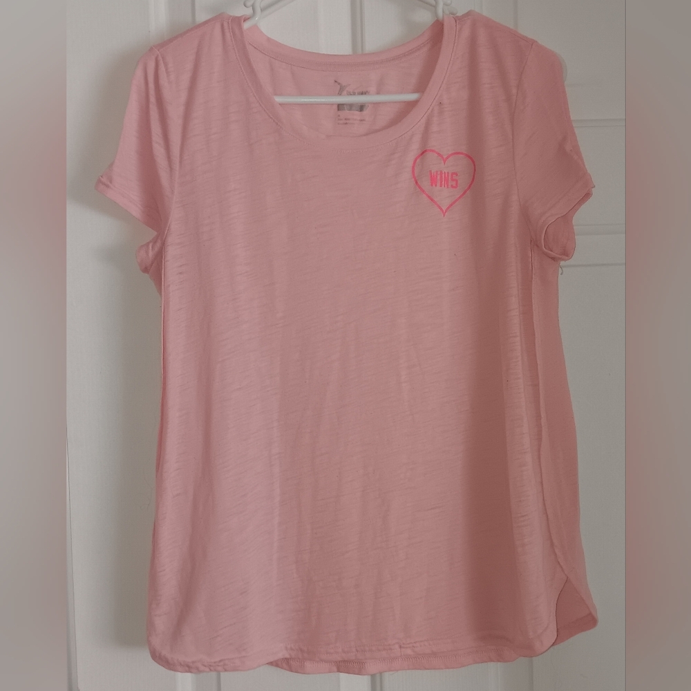 Old navy tshirt